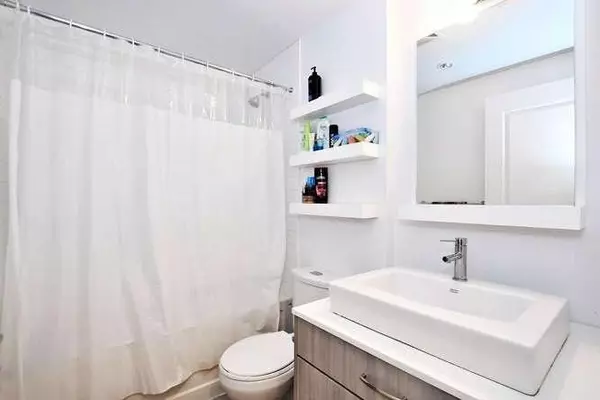 Richmond Hill, ON L4C 6Z2,9199 Yonge ST #514