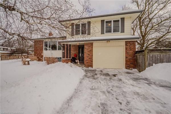 45 Ridgeview CRES, Waterloo, ON N2L 2R1