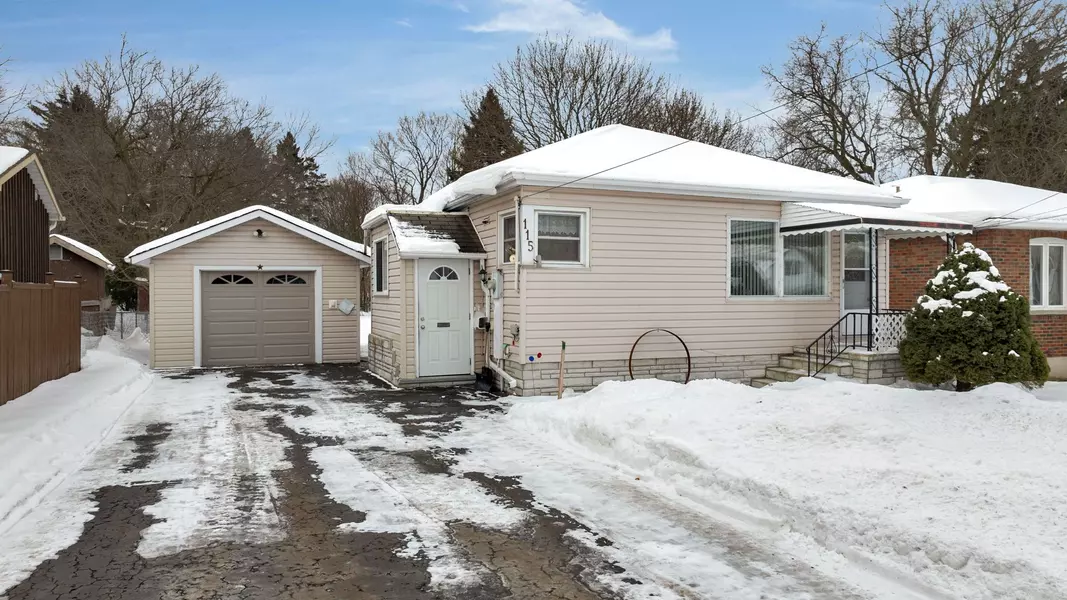 115 Penetang ST, Simcoe, ON L4M 1V7