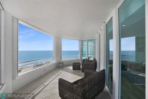 Lauderdale By The Sea, FL 33062,1700 S Ocean Blvd  #5A