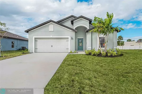 1165 SE Mendoza Ave, Port St Lucie, FL 34952