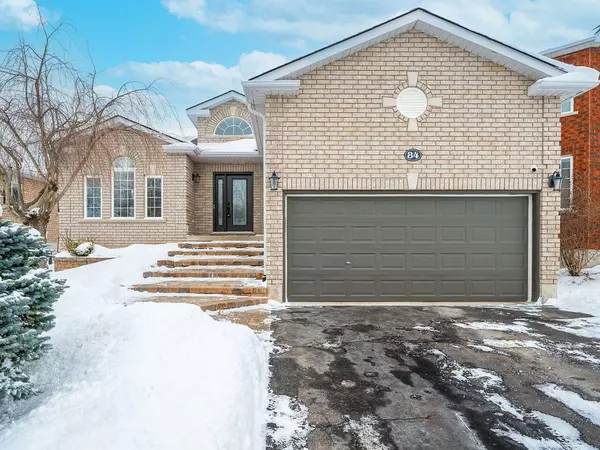 84 Sproule DR,  Barrie,  ON L4N 0W6