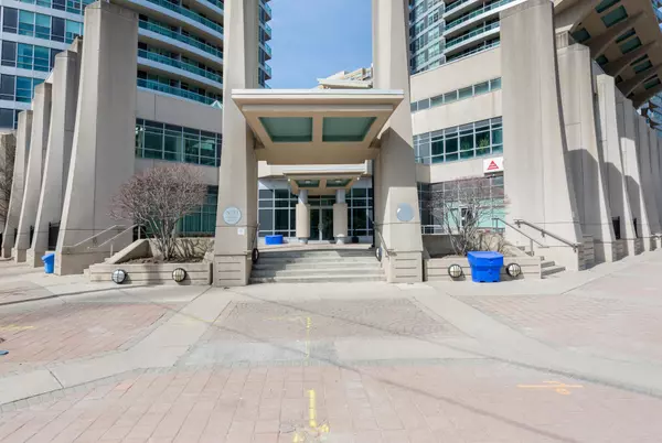 Mississauga, ON L5B 4M2,33 Elm DR W #1211