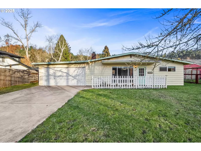 3875 E AMAZON DR, Eugene, OR 97405