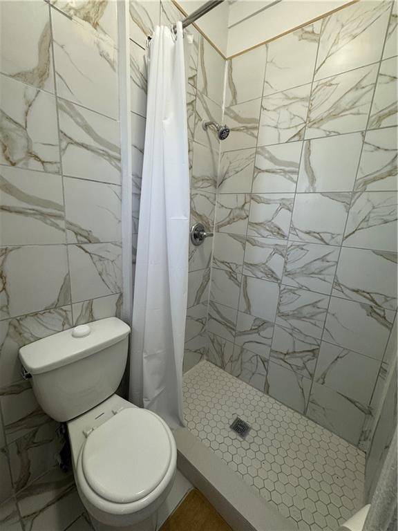 Ridgewood, NY 11385,1707 Stanhope ST