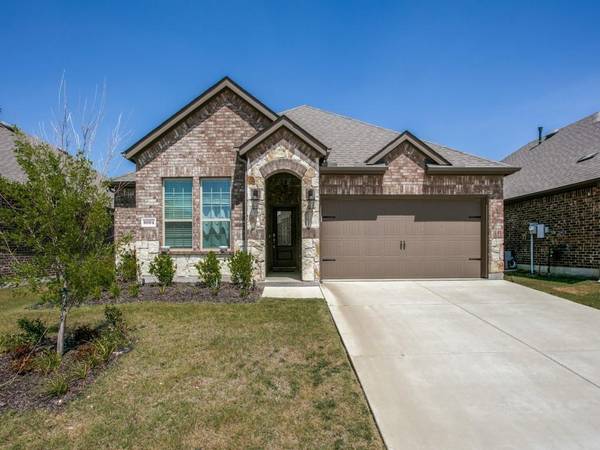 3004 Cobalt Drive, Aubrey, TX 76227