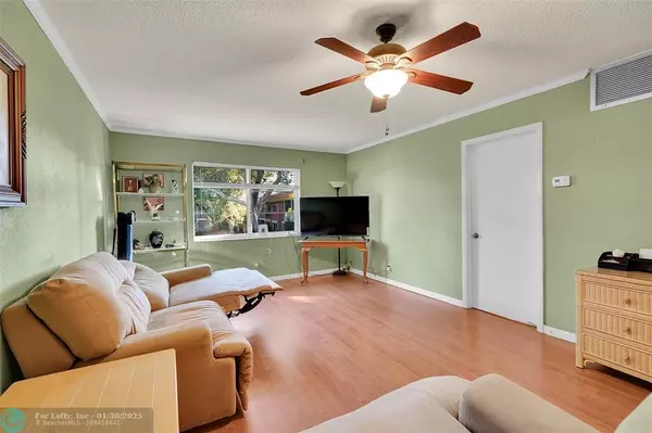 Wilton Manors, FL 33305,1920 NE 1st Ter  #202H