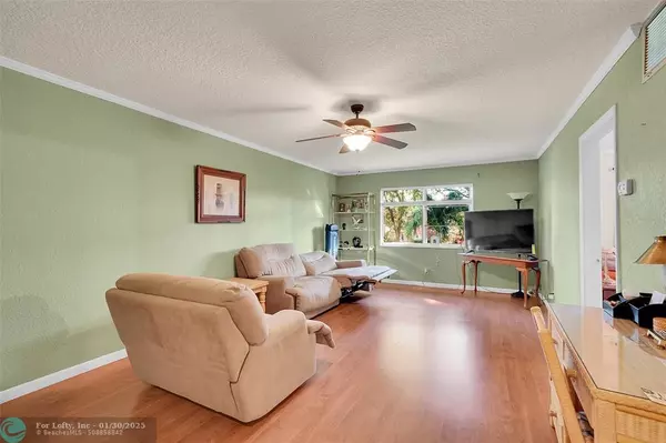 Wilton Manors, FL 33305,1920 NE 1st Ter  #202H