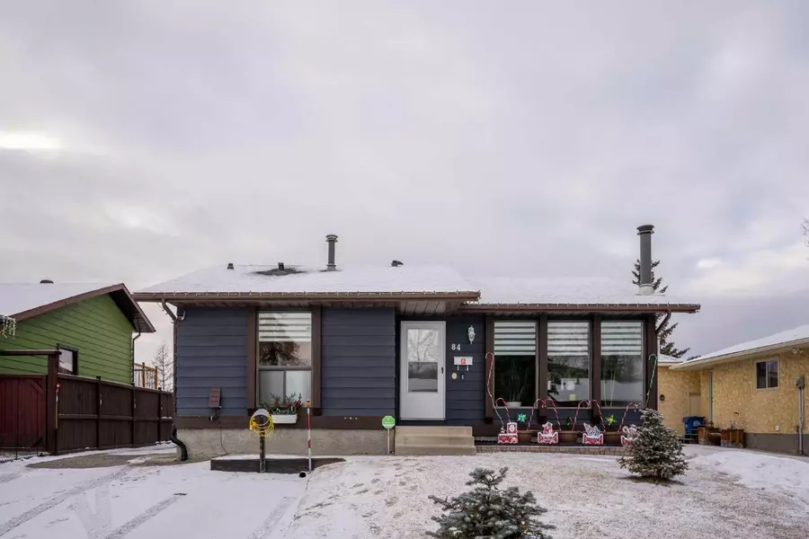 84 Glendale WAY, Cochrane, AB T4C 1H9