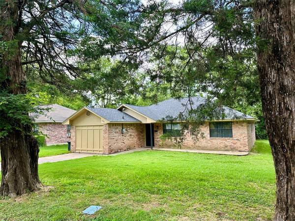 328 Hodge Street, Sulphur Springs, TX 75482