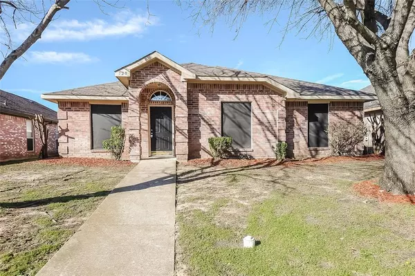 729 Bahama Drive, Lancaster, TX 75146