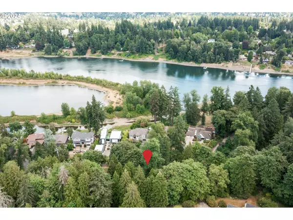 West Linn, OR 97068,5000 MAPLETON DR