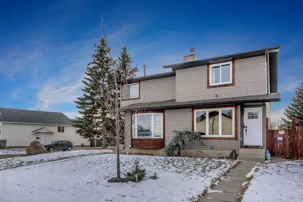 131 Falworth WAY NE, Calgary, AB T3J 1E5