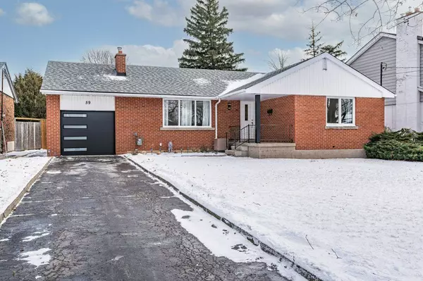 59 Kings Forest DR, Hamilton, ON L8T 4J4