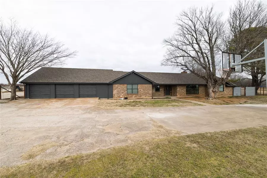 3193 E Highway ST 114, Boyd, TX 76023