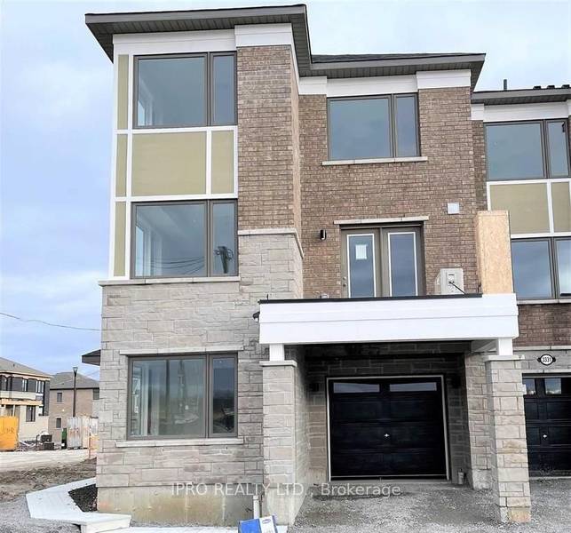 3333 Thunderbird Promenade, Pickering, ON L1X 0N5