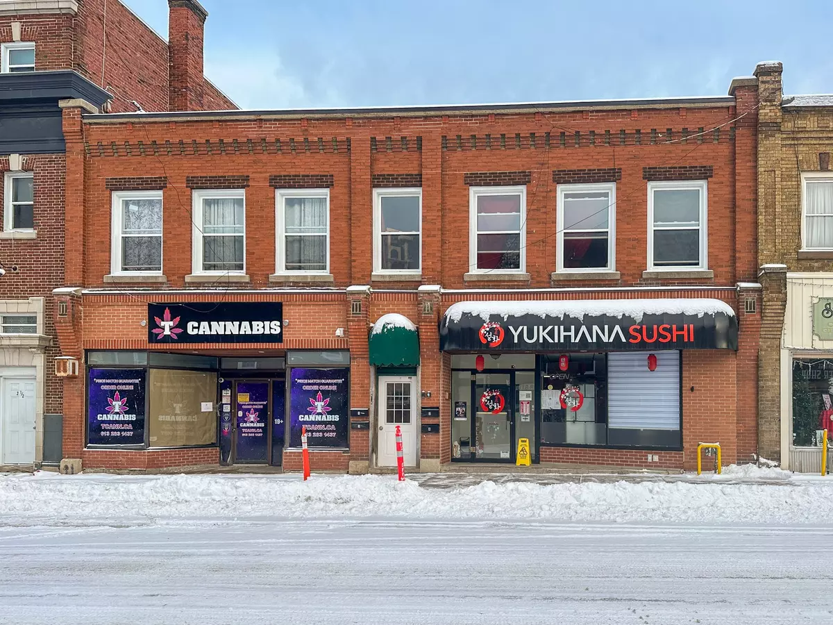 Lanark, ON K7A 1E8,4-6 Russell ST E