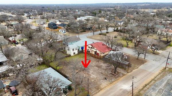 Cleburne, TX 76031,617 E Willingham Street