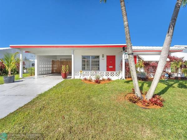 5702 NW 84th Ave, Tamarac, FL 33321