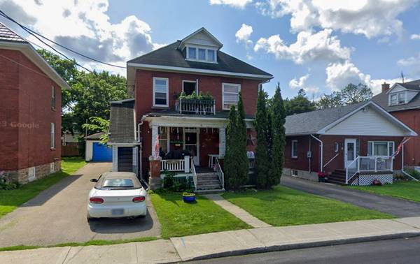 7 Montgomery PL, Lanark, ON K7A 1S6