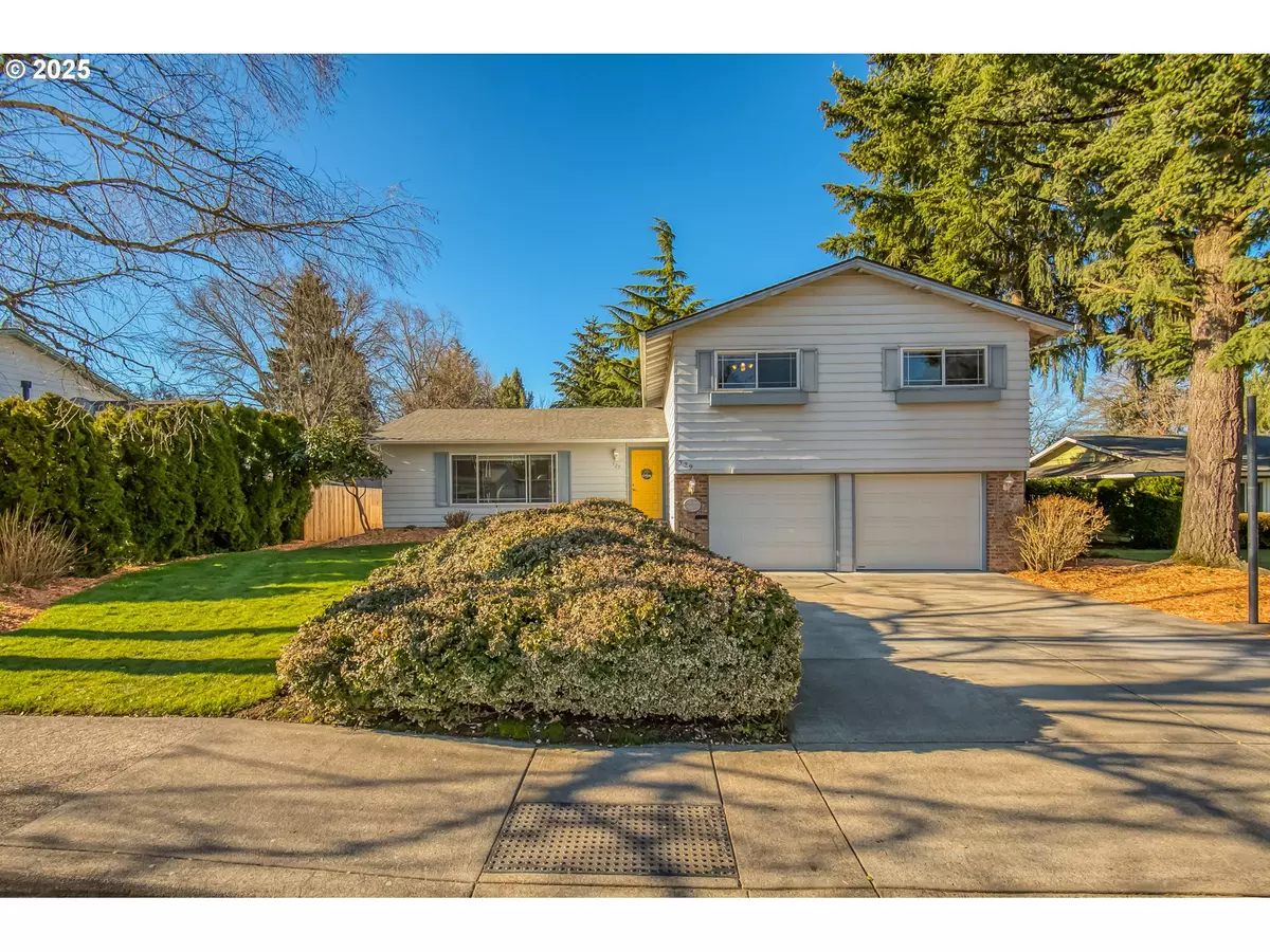 Hillsboro, OR 97124,329 NE 20TH PL