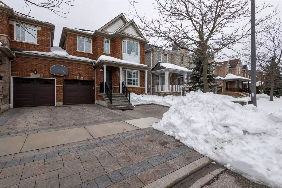 Mississauga, ON L5M 6J7,3054 Caulfield CRES