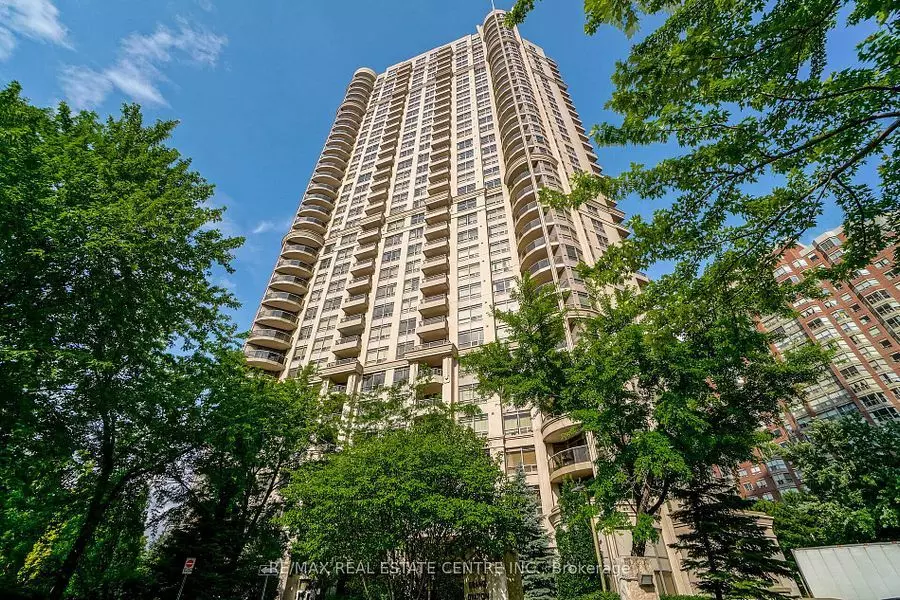 Mississauga, ON L5B 4P9,310 Burnhamthorpe RD W #1704