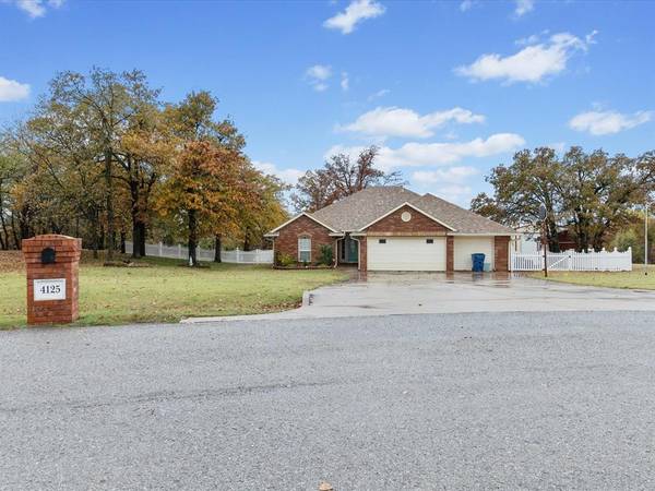 4125 Twelve Oaks Drive,  Harrah,  OK 73045