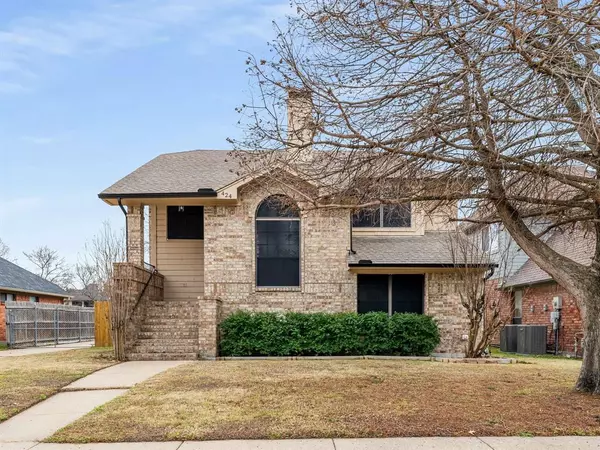 424 Clear Springs Drive, Mesquite, TX 75150