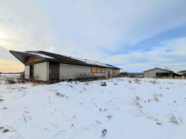 Rural Athabasca County, AB T9S 2A4,694025A Highway 813