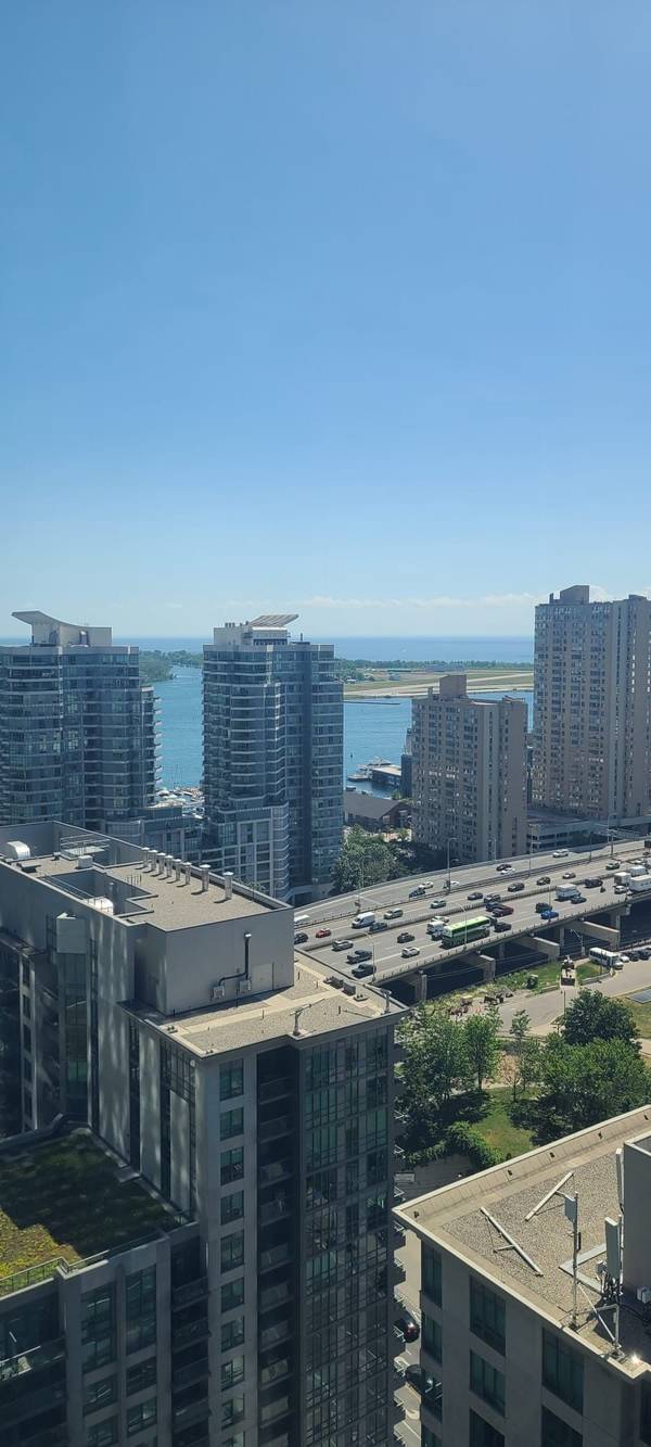 30 Grand Trunk CRES #3112, Toronto, ON M5J 3A4