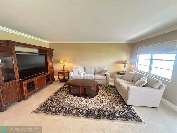 Deerfield Beach, FL 33442,152 Grantham C  #152