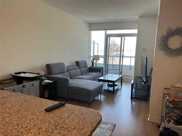 Mississauga, ON L5B 0G9,349 Rathburn RD W #218