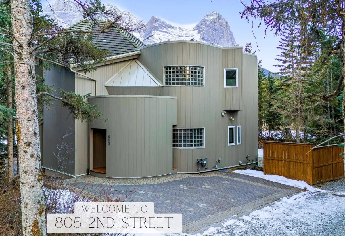 Canmore, AB T1W 2K3,805 2nd ST