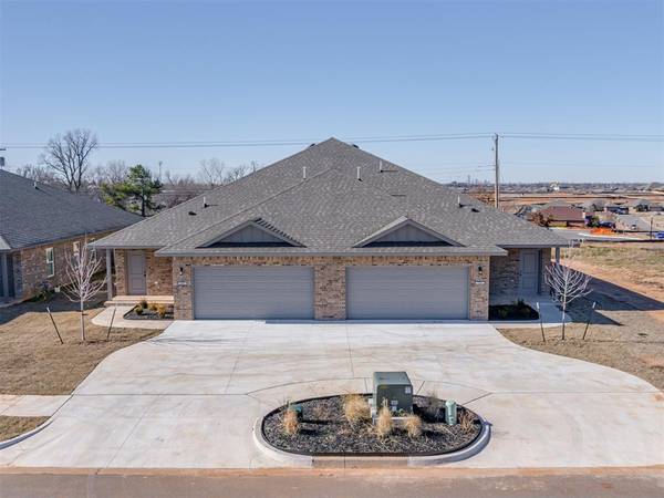 2803 and 2805 Josie Circle, Midwest City, OK 73130