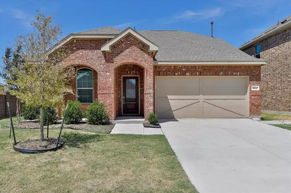 5037 Salinger Drive,  Celina,  TX 76227