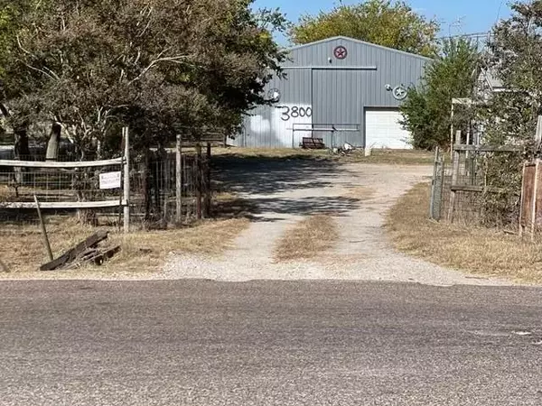 Joshua, TX 76058,3800 County Road 902