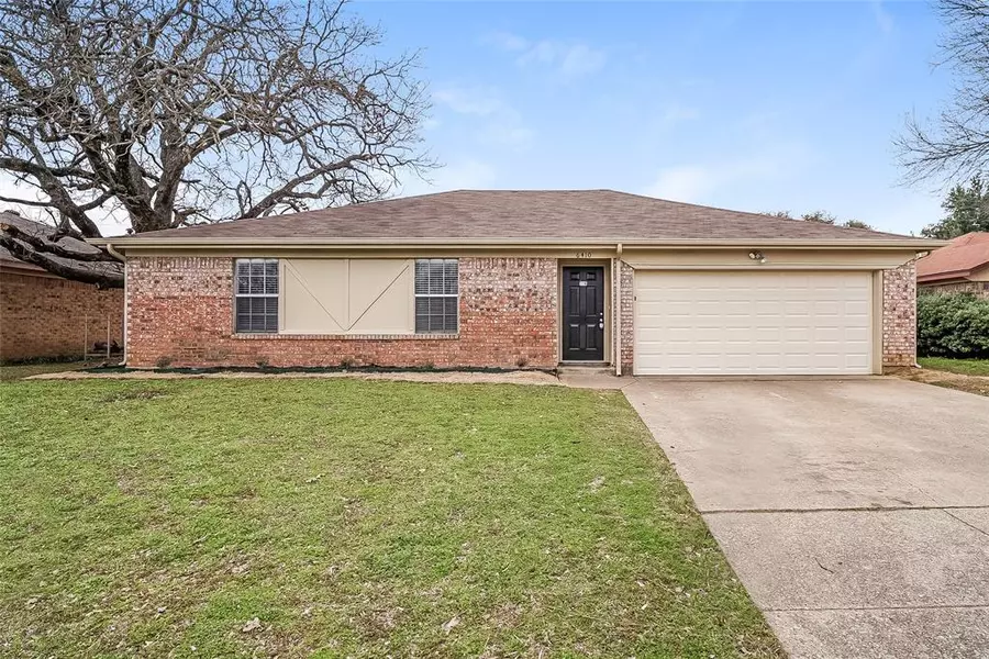 6410 Big Springs Drive, Arlington, TX 76001