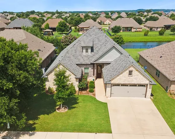 3231 Boat Landing Trail, Granbury, TX 76049