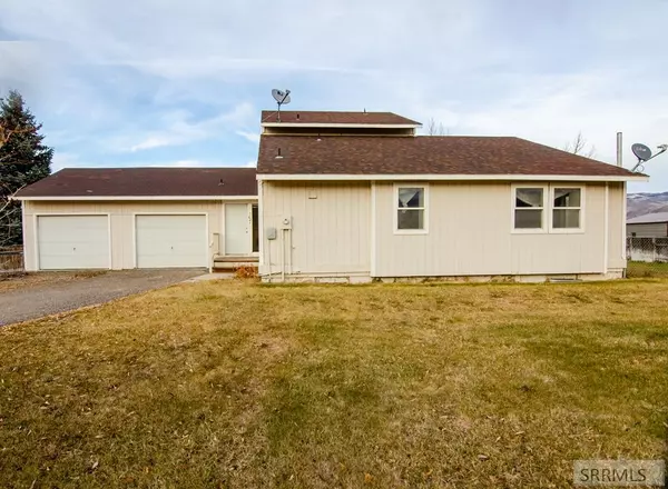 1021 S 10th Street, Challis, ID 83226