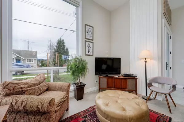 Saanich, BC V8Z 3W1,3765 Seaton St