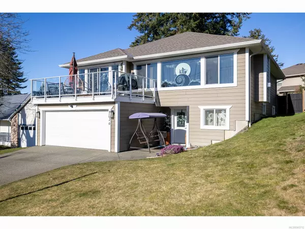 1426 NOEL Ave, Comox, BC V9M 3C6