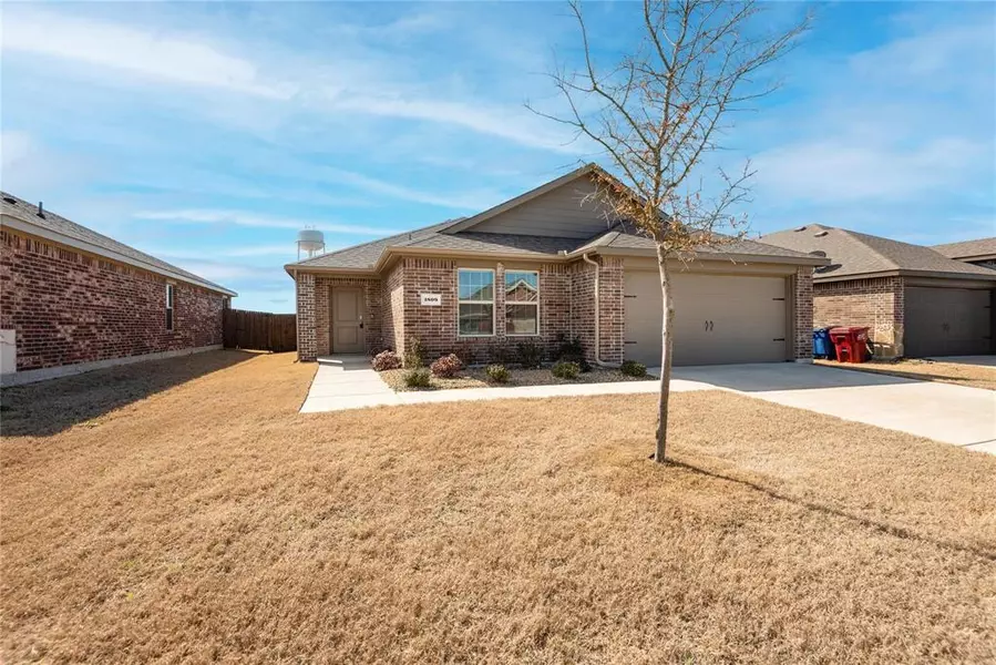 1809 Princeton Avenue, Farmersville, TX 75442