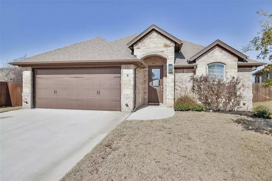 315 Jacinth Lane, Granbury, TX 76049