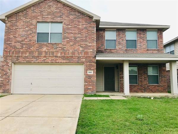 8661 Hawkview Drive, Fort Worth, TX 76179