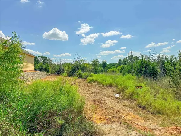 Granbury, TX 76048,5833 Barkridge Drive