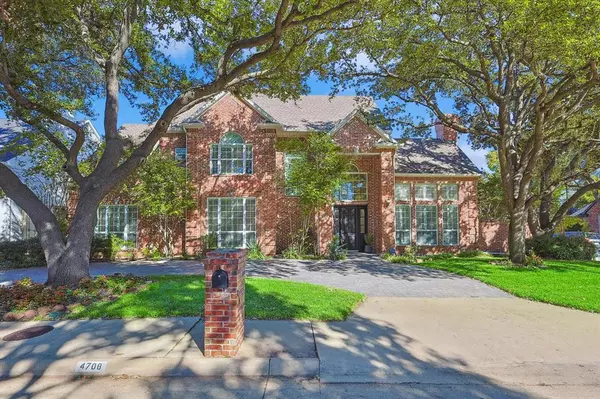 4708 Holly Tree Drive,  Dallas,  TX 75287