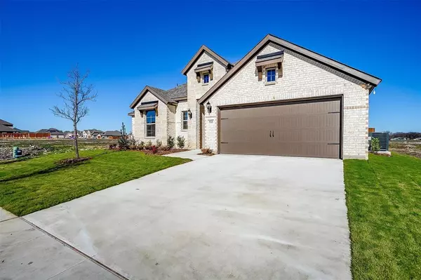 533 Sanctuary Drive, Waxahachie, TX 75165