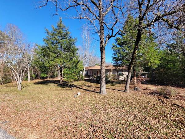 Murchison, TX 75778,412 Briar Grove