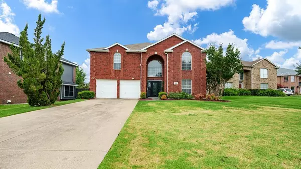 5213 Valencia Drive, Rowlett, TX 75089